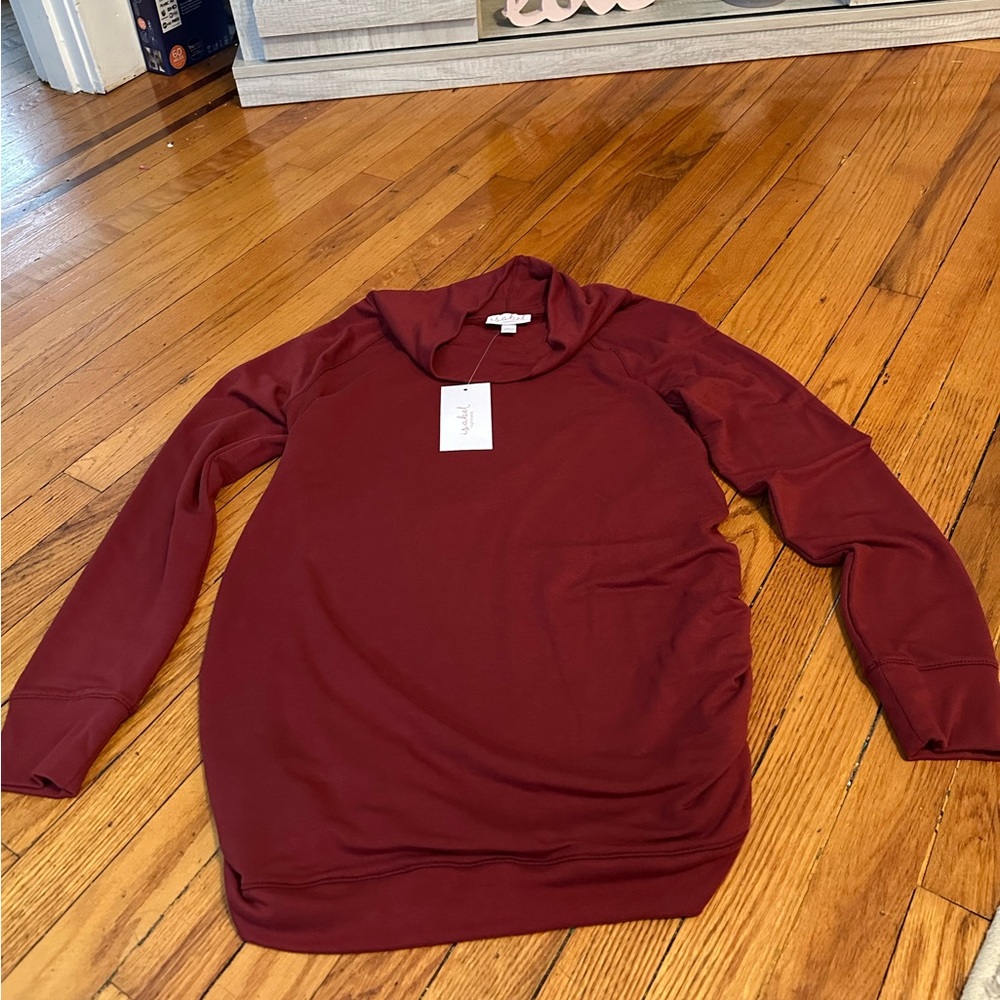 Pullover Maternity Sweatshirt - Isabel
Maternity by Ingrid & Isabel maroon NWT